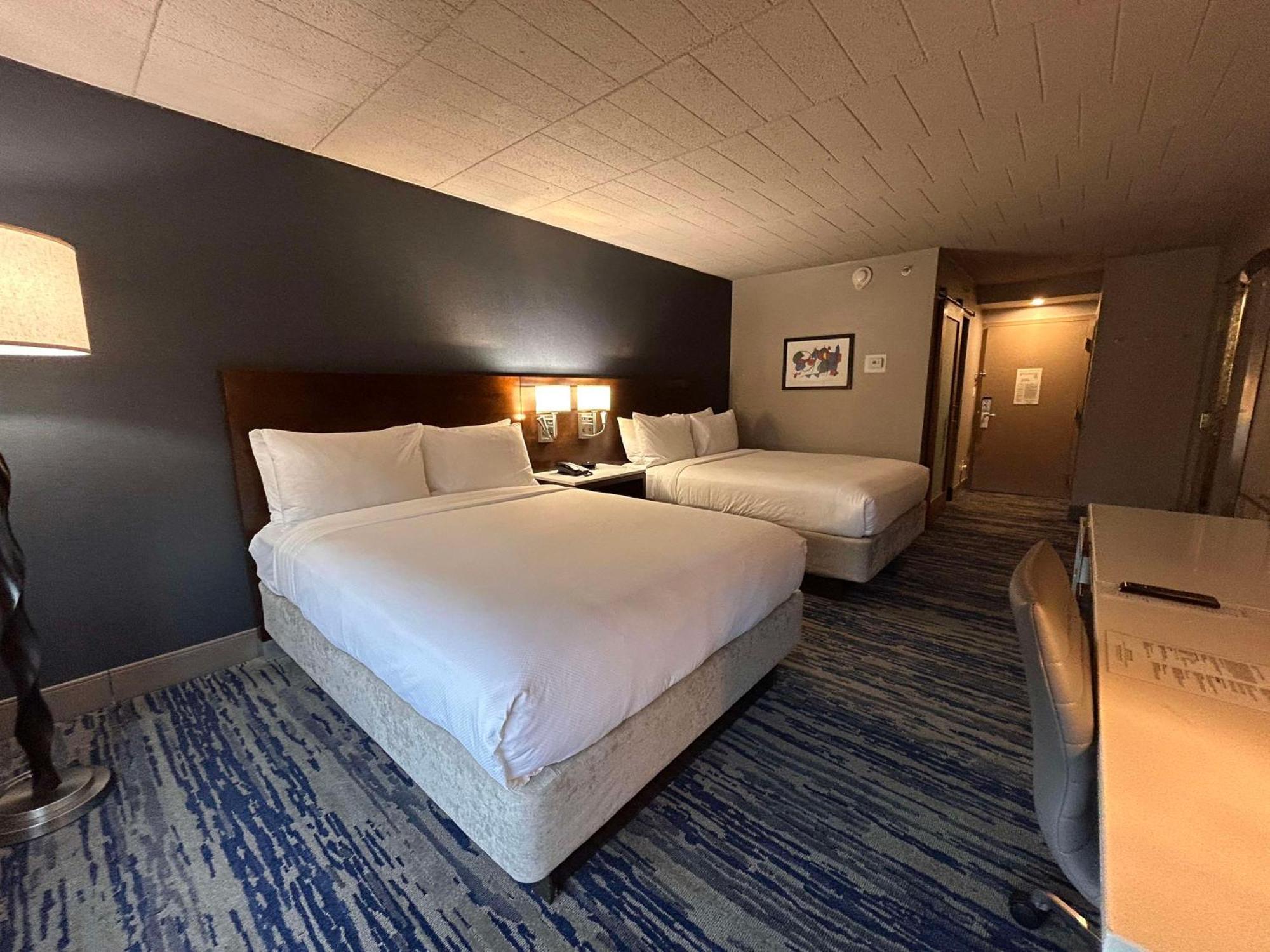 Skyline Hotel Detroit Airport, Surestay Collection By Best Western Romulus Exterior foto
